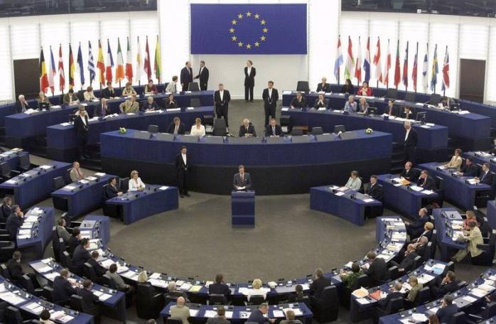 Европарламент принял решение предоставить Украине макрофинансовую помощь