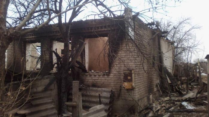 В Трехизбенке ранен украинский военный