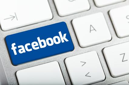 С Facebook судятся 25 тыс. пользователей из-за нарушения политики конфиденциальности