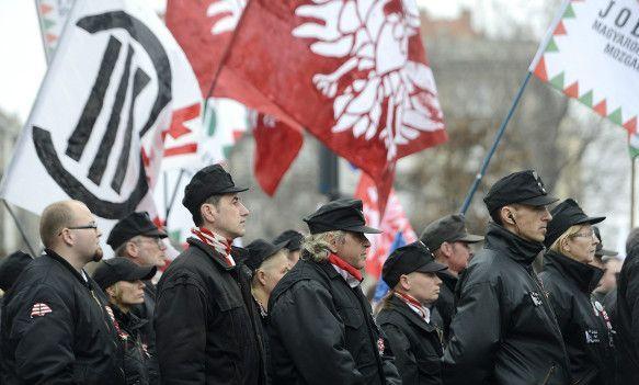 Венгерские националисты победили на довыборах в парламент