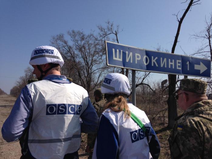 Місія ОБСЄ зустрілась у Широкиному з представниками ЗС України та Росії і хоче лишитися в селі