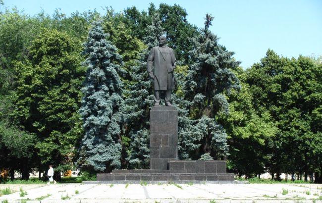 У міліції придумали застосування пам’ятнику Леніну з Артемівська