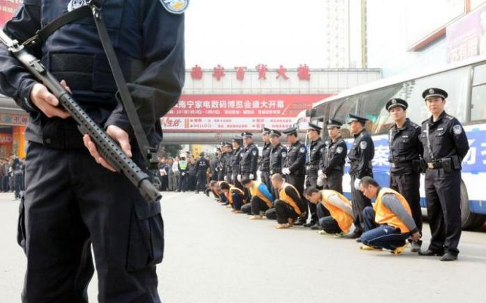 Кім Чен Ин наказав стратити 15 чиновників