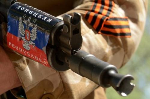 В ДНР разрешили регистрировать боевое оружие по упрощенной схеме: цена вопроса — 18 грн