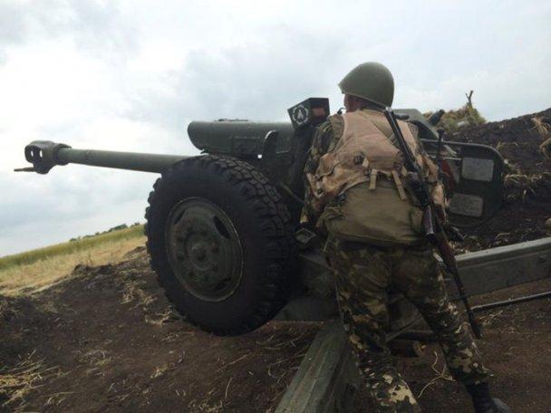 На Донецком направлении продолжаются обстрелы — штаб АТО