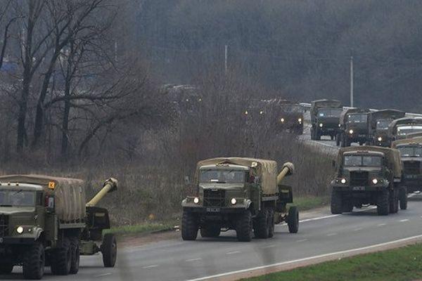 Боевики активно перебрасывают живую силу в пределах Донецка и Горловки — Тымчук