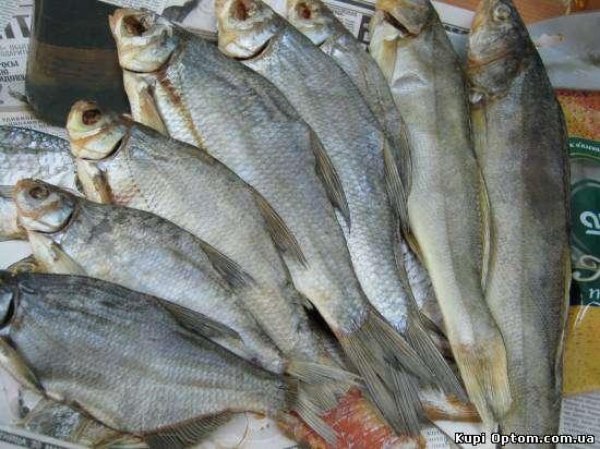 В Киеве три человека заразились смертельной болезнью после употребления рыбы
