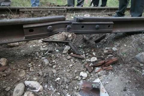 На Луганщине взорвали железную дорогу