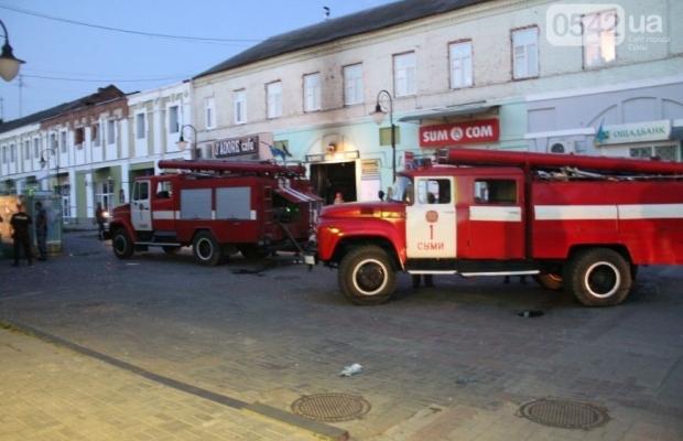 Міліція розслідує нічний вибух у Сумах (ФОТО)