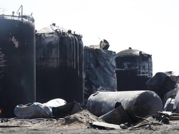 Спасатели ликвидировали прорыв трубопровода на нефтебазе «БРСМ-Нафта»