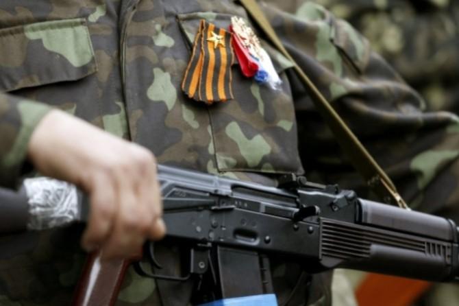 За сутки боевики 85 раз атаковали позиции украинских военных