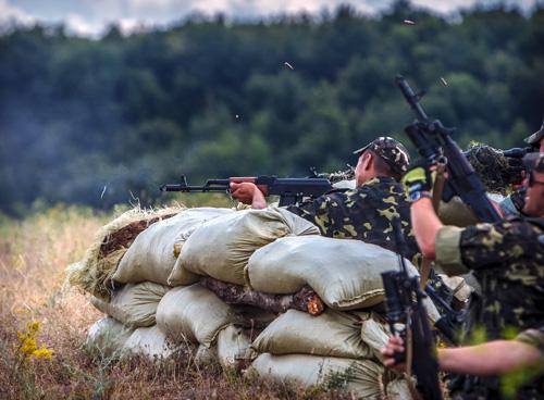Боевики более 40 раз обстреляли украинские позиции на Донбассе