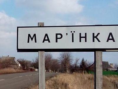 Боевики обстреляли жилые дома в Марьинке, есть раненые