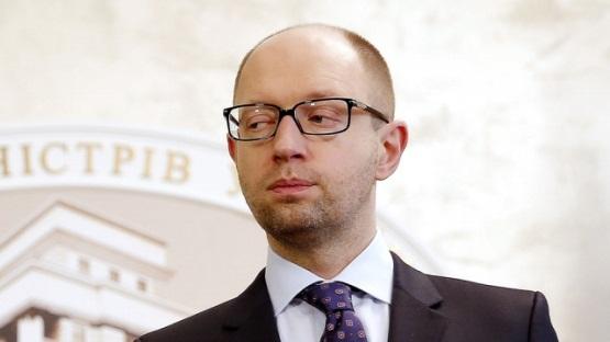 Яценюк ожидает закон, позволяющий продавать имущество коррупционеров