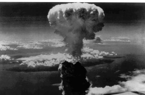 Япония предложит всему миру отказаться от ядерного оружия