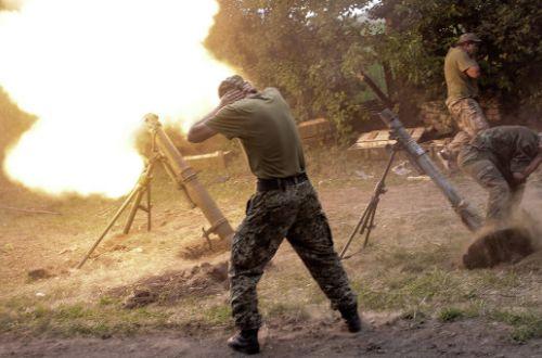 За сутки на Донбассе погибли пятеро военных, шестеро ранены — АП