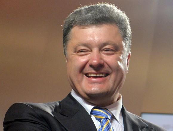 ВАСУ отказался требовать от Порошенко вводить военное положение (ДОКУМЕНТ)