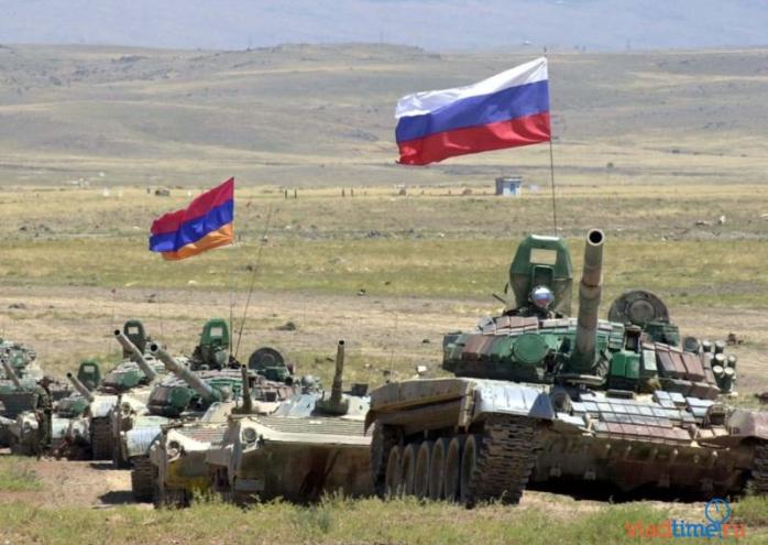 РФ увеличила количество военных на границе с Украиной до 50 тысяч — СНБО