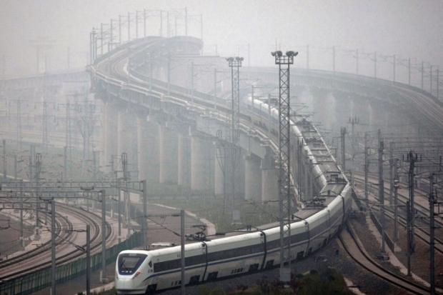 У Китаї відкрили нову швидкісну залізницю