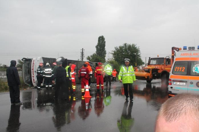 В Румынии перевернулся автобус с украинцами, есть погибшие (ФОТО)