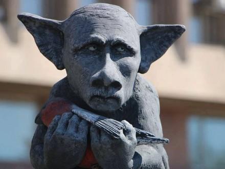 У Запоріжжі відкрили пам’ятник «русскому миру» (ФОТО)