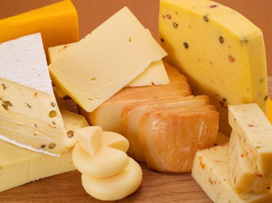 До Криму не пустили велику партію сиру з України