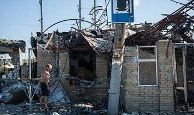 В Донецке после ночного обстрела есть раненые и новые разрушения