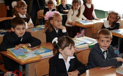 В России пошли в школы почти 5,5 тыс. детей беженцев из Украины