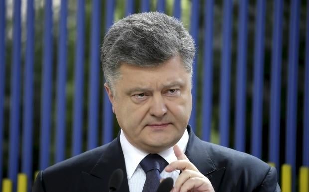 Порошенко заявив про причетність РФ до зіткнень біля Ради
