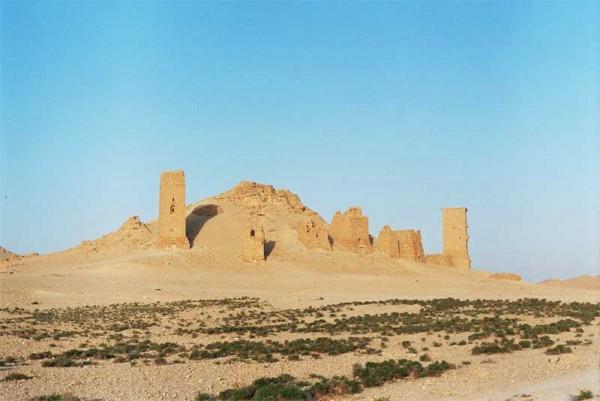 Террористы ИГИЛ взорвали три погребальные башни в древней Пальмире