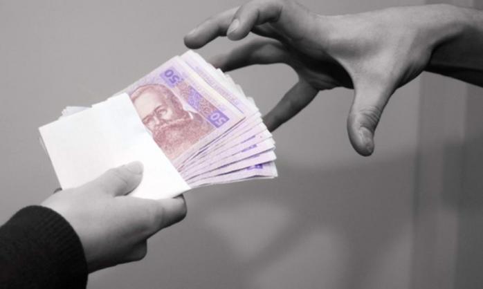 На Львовщине депутата сельсовета поймали на взятке в почти 600 тыс. гривен