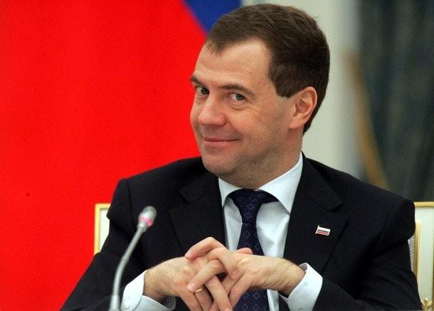 Медведєв заявив про готовність забезпечити Україну газом