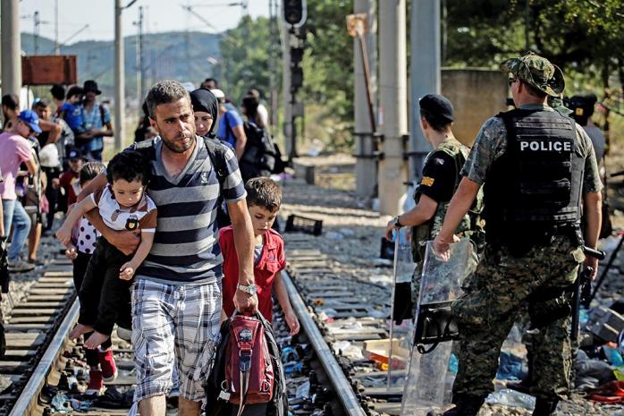 В Венгрии могут ввести чрезвычайное положение из-за наплыва мигрантов