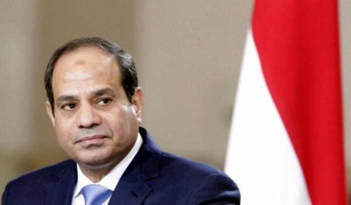Президент Єгипту відправив уряд у відставку