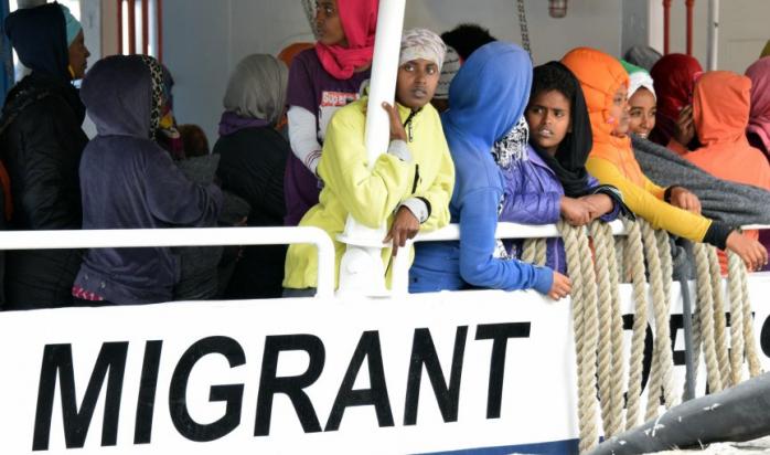 Міністри ЄС приступили до обговорення міграційної кризи