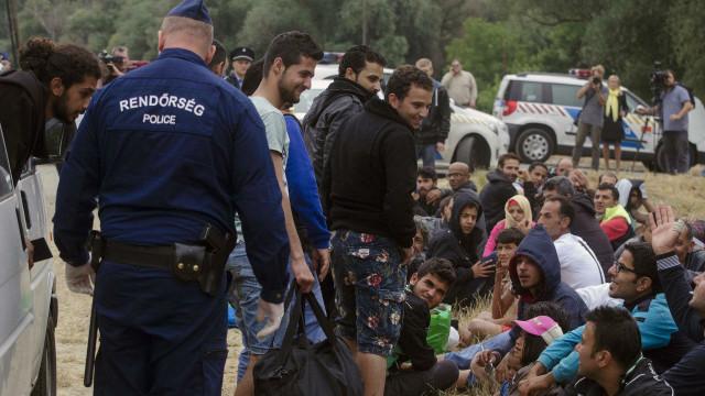 В двух регионах Венгрии из-за мигрантов ввели чрезвычайное положение