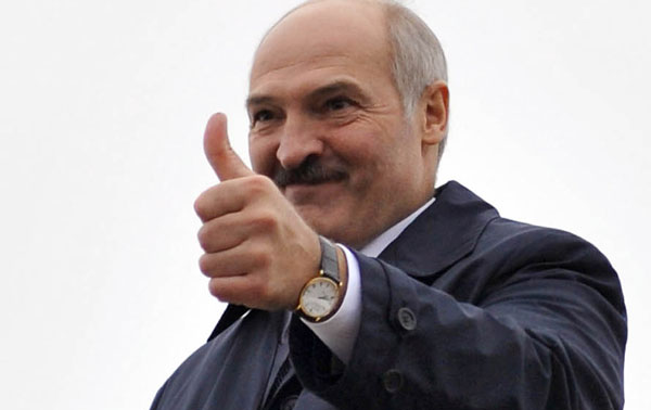 ЕС намерен приостановить санкции против Лукашенко — СМИ