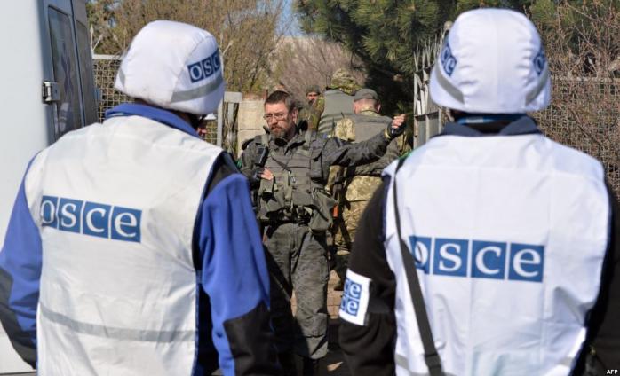 Боевики ДНР угрожали застрелить наблюдателей ОБСЕ