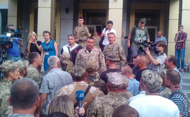 В Одессе суд оставил на свободе подозреваемого в контрабанде комбата ВСУ