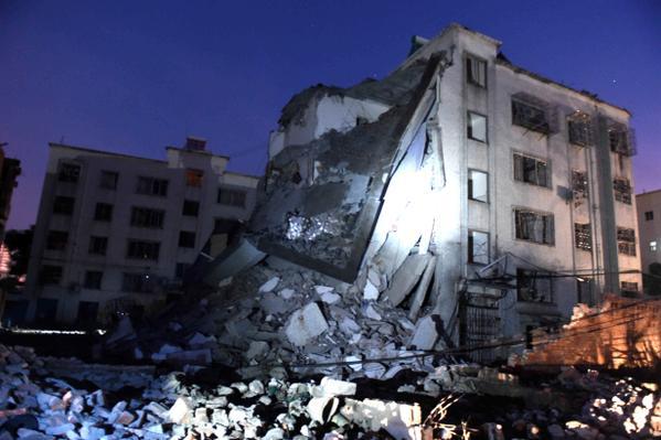 В Китае прогремели 15 взрывов: погибли семь человек