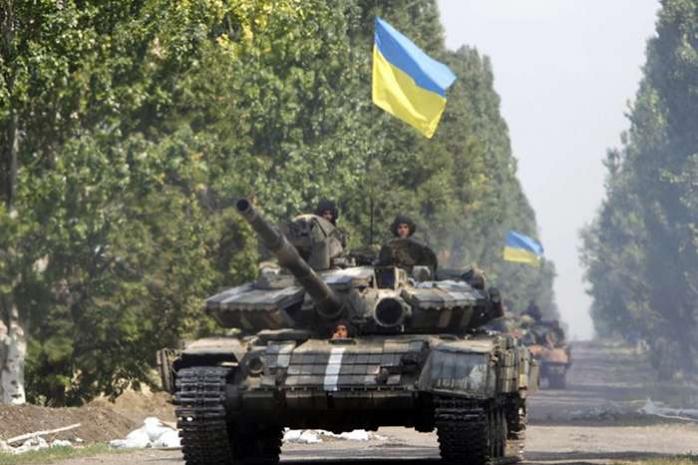 Силы АТО завершили первый этап отвода танков в Луганской области