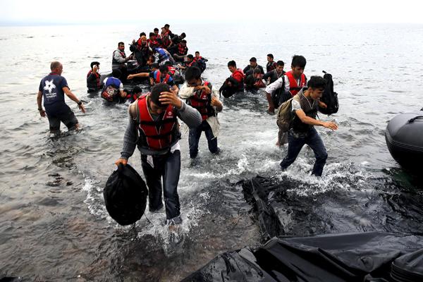 В Европу по Средиземному морю прибыло более 580 тыс. мигрантов (ИНФОГРАФИКА)
