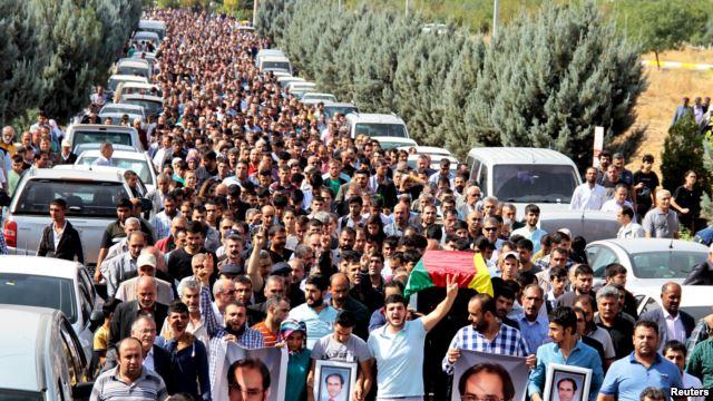 Похороны жертв теракта. Фото Reuters