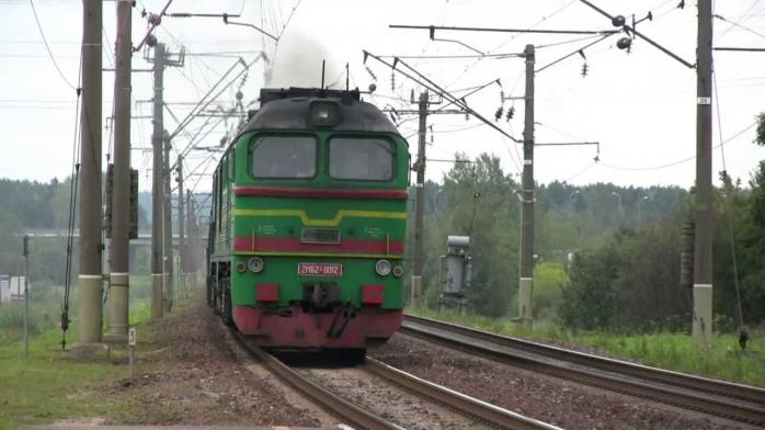 Литовские железные дороги подарили Украине тепловоз