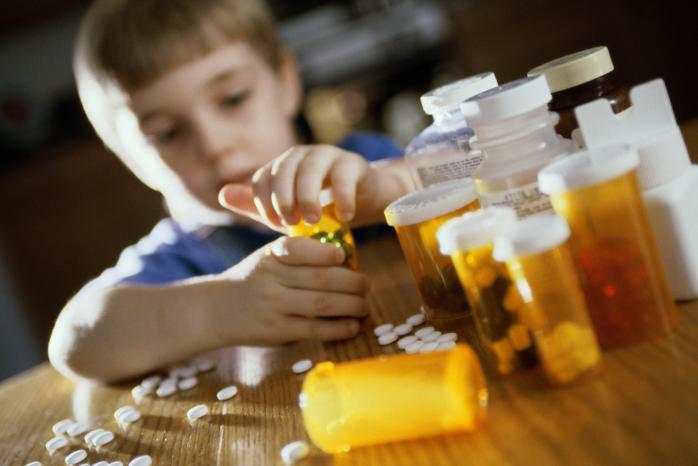 Антибіотики сприяють швидкому набору ваги дітьми