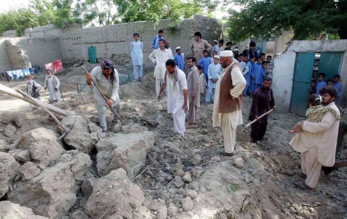 Жертвами масштабного землетрусу в Афганістані і Пакистані стали вже 70 людей