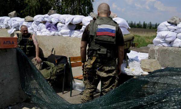 РФ вирішила скоротити забезпечення російських військових на Донбасі на 30-40%