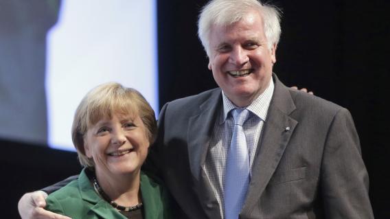 Прем’єр-міністр Баварії розкритикував позицію Меркель щодо біженців