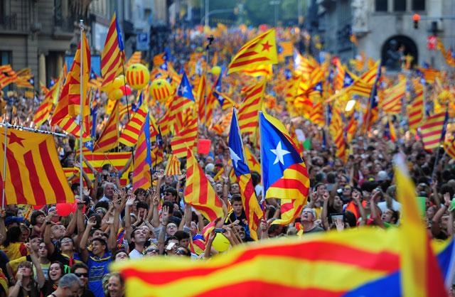 Парламент Каталонии получил разрешение суда рассмотреть резолюцию о независимости
