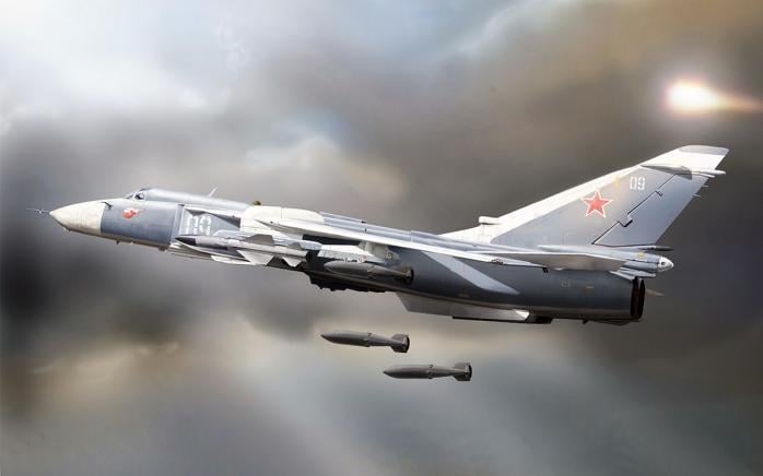 Один з льотчиків збитого Су-24 живий — російський посол